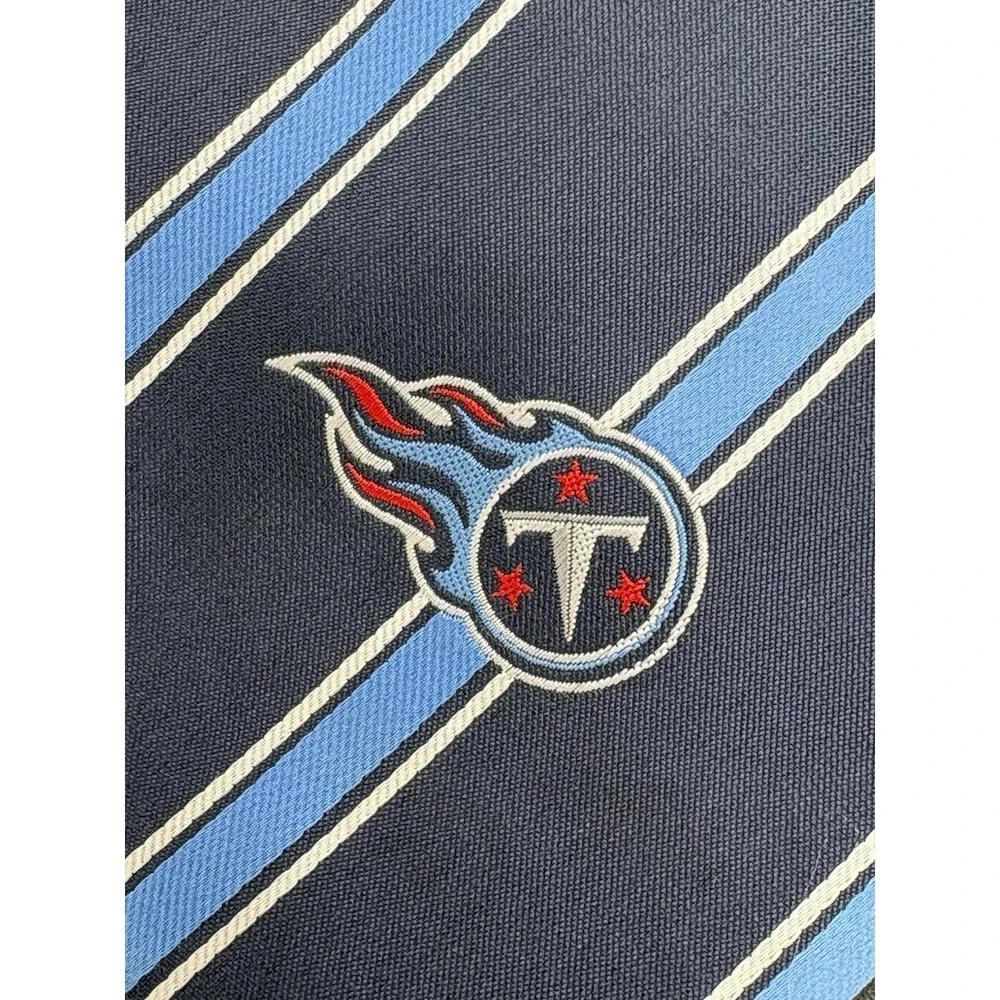 Tennessee Titans Men's Tie NFL Football Flame Blue White Strips 58